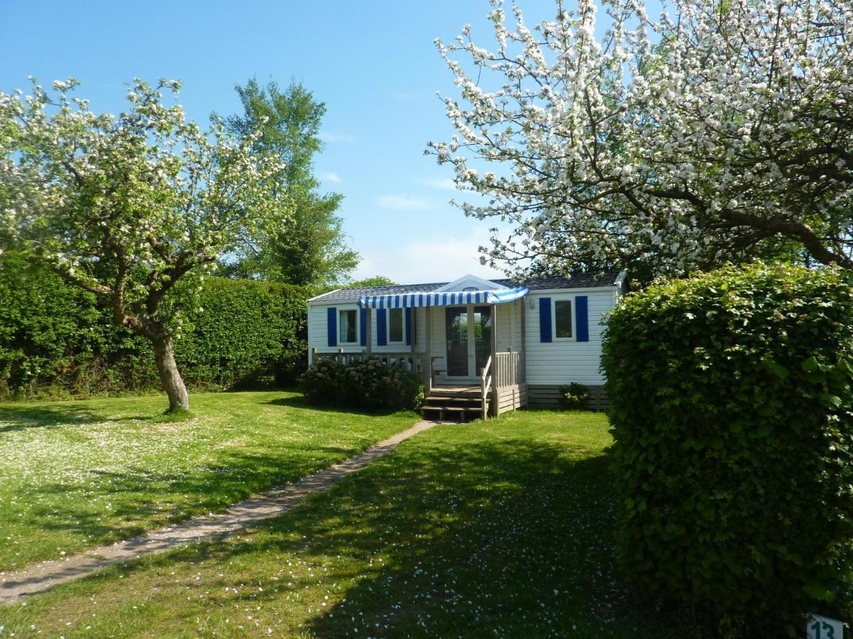 Hotel Camping Pommiers des Trois Pays à Licques Extérieur photo