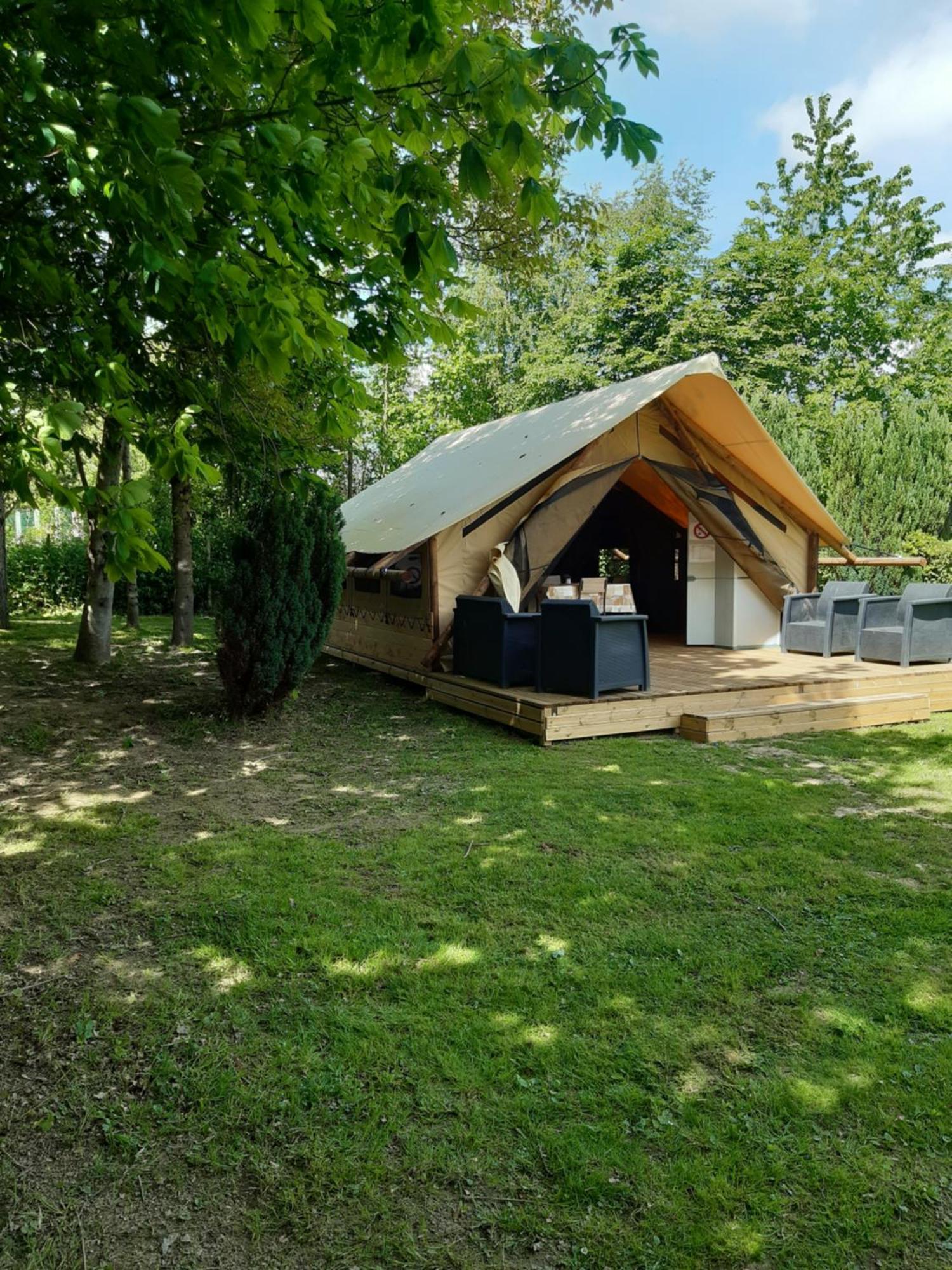 Hotel Camping Pommiers des Trois Pays à Licques Extérieur photo