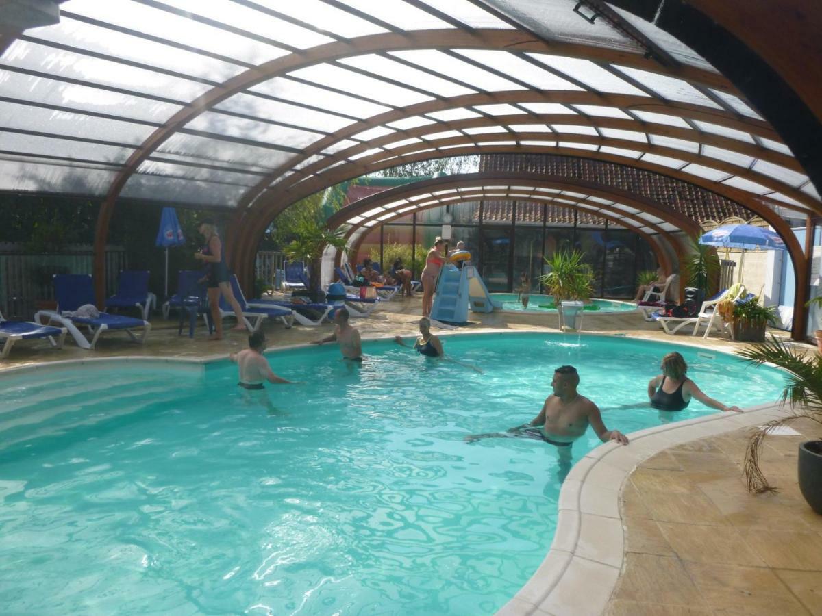 Hotel Camping Pommiers des Trois Pays à Licques Extérieur photo